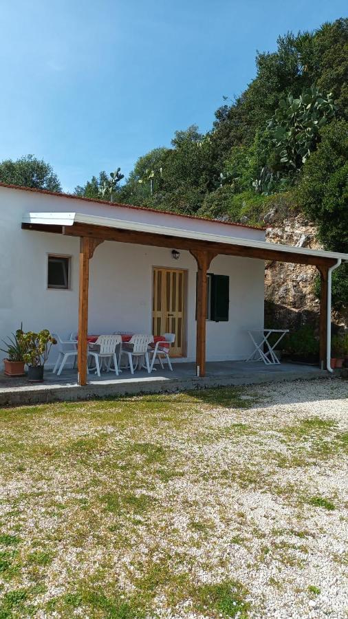 דירות פסקיצ'י Casa De Sio Trilocale מראה חיצוני תמונה